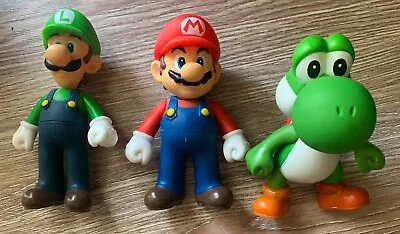 Nintendo 5  Super Mario Bros Mario Luigi & Yoshi Figures Lot Of 3! • $20