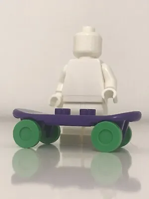 £2.10 • Buy New -  Lego Skateboard - Dark Purple With Bright Green Wheels