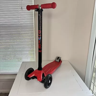 Kids Scooter 3-Wheeled - Maxi Original - Micro Kickboard  Red • $63.75