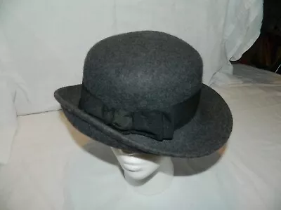 L-24 Amanda Smith Grey & Black 100% Wool Hat – Italy Medium • $17.99