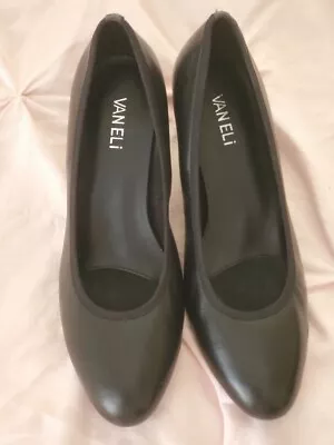 VANELI Black Leather 2.5  Heels Almond Toe Size 9W Orig. Retail $144.00 • $18.99