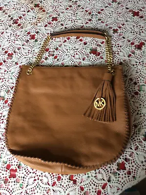 MICHAEL KORS WHIPPED CHELSEA HANDBAG LG SHOULDER Camel Brown Leather W/Tassel • $45