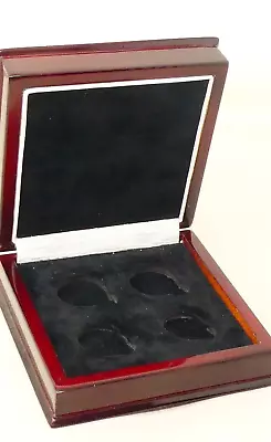 COIN PRESENTATION BOX To Hold Four Coins 30mm And 34mm • £4.25