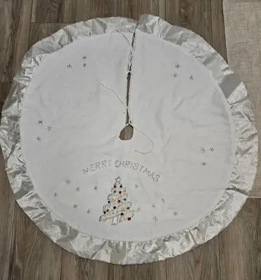 Merry Christmas Tree Skirt White Silver W Embroidered Snowflakes Ornaments 48  • $10.99