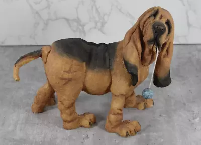 Country Artists: A Breed Apart - Herbie The Bloodhound - # 05216 • £24.99