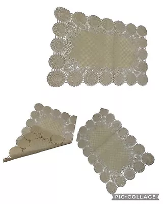 £3.25 • Buy Pvc Beige Colour Rectangle Lace Effect Table Place Mat  Christmas Weddings Decor