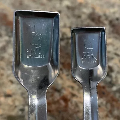 Vintage Eterna Measuring Spoons Scoops Shovels Set Of 2 Stainless 1/4 & 1/2 Tsp • $15