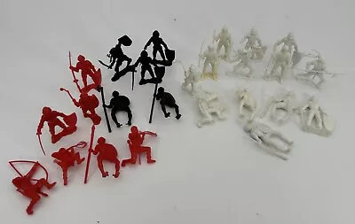Vintage MPC Plastic Red Black White Knights Army Toys Soldiers Lot Of 25 • $11.99