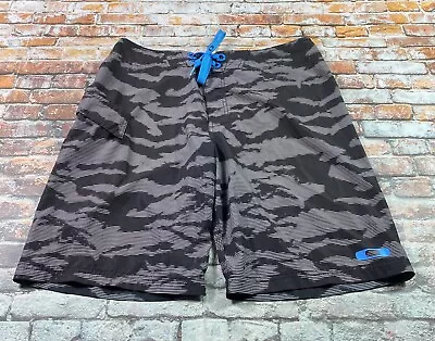 Oakley Board Shorts Adult 32 Black Surfing Swimming Swimsuit Beach Trunks Mens • $11.79