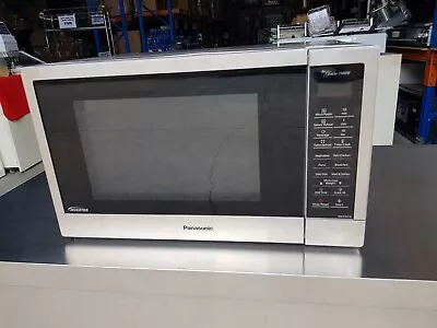 Genuine Panasonic NN-ST67JS Inverter  Microwave Oven 32L 1100W • $119.99