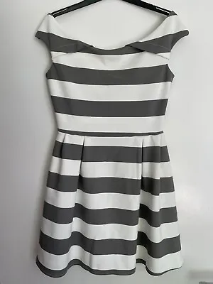 £5 • Buy New Wal G Grey And White Stripe Dress Size Large