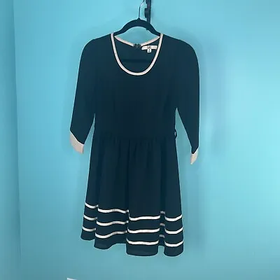 Ya Los Angeles Womens Babydoll Mini Dress Size Small Black With Piping EUC • $17.95
