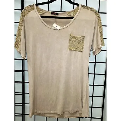 T-Party Short Sleeve Latte Top Lace Pocket And Shoulder Panel Style TVRS4378 • $17.50