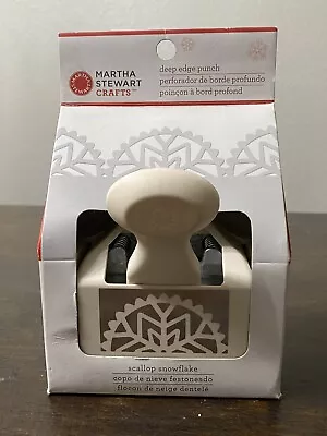 Martha Stewart SCALLOP SNOWFLAKE Christmas Edge Border Punches Paper Punch • $14.99