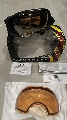 Oakley Airbrake Matte Carbon Fiber Ski Goggle 2 Lens With BOX Cloth Bag Papers • $99