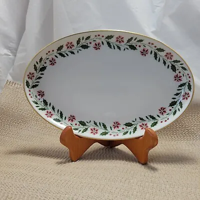 Royal Doulton English Porcelain Holly Oval Small Decorative Serving Dish VTG  • $15.87