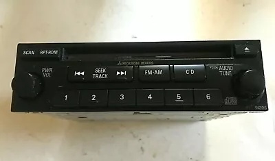 #2004-2006 Mitsubishi Galant Am Fm Audio Radio Cd Player Srereo Oem Mr306775 • $49.72