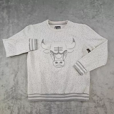 Vintage Chicago Bulls Sweatshirt Women's Medium White Gray Dotted Soft NBA • $15.89