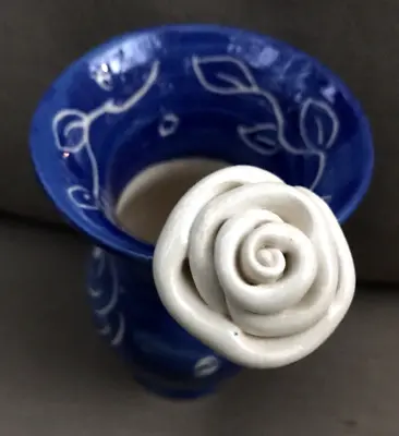 Mary Rose Young Pottery Vase Cobalt Blue / Roses Signed Folk Art England • $49.40