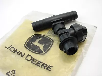 John Deere ET10421 OEM Sprayer Nozzle For PRAYER -PC2124 (T79) • $24.99