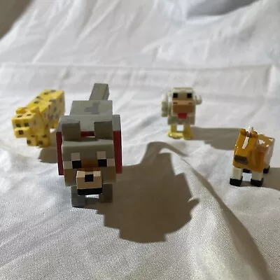 Minecraft TAMED WOLF DOG + Extras Figure Toy 2013 Jazwares Mojang Red Collar • $9.99