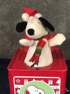 Vintage Jack In The Box With Christmas Snoopy Pops By Peanuts Worldwide  • $39