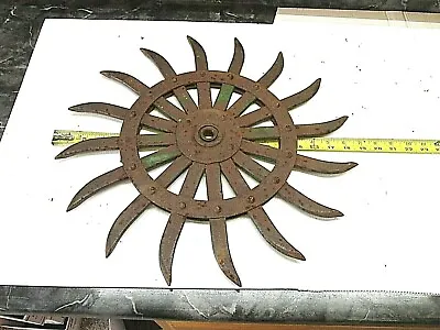  Old  Farm John Deere Spiked Wheel Garden Flower & Rustic Wall Decor Sunburst • $18