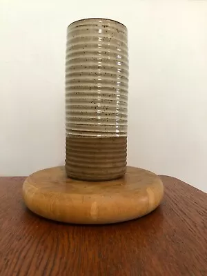 £9.95 • Buy Grayshott Studio Pottery - Tall Ribbed Vase - 24x10cm  - 2 Tone (Beige) - USED
