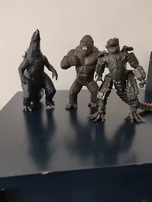 Godzilla Kong And Mechagodzilla Figure Collectables.  • $40