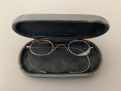 Vintage Wire Frame Oval Eyeglasses Glasses With Hard Case • $7.99