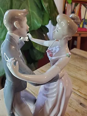 LLADRO  Anniversary Waltz  Couple Dancing. #1372 - Retired - Perfect Condition • $125