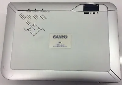 £25 • Buy SANYO PRO XtraX Multiverse Projector PLC-XE30  ** FAULTY FOR SPARES OR REPAIR **