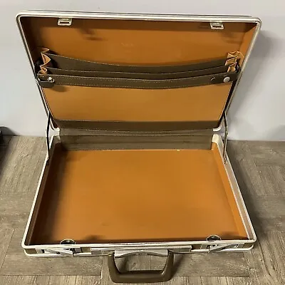 Vintage MCM PLATT Business Briefcase Brown File Holding Case State Of California • $22.45