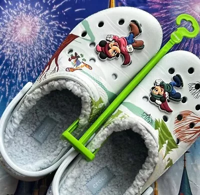 2023 Disney Parks Crocs M 7 W 9 Blue Mickey Minnie Winter Fleece Lined NEW Shoes • $59.95