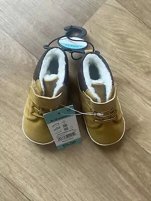£0.99 • Buy Baby Boots 9-12 Months