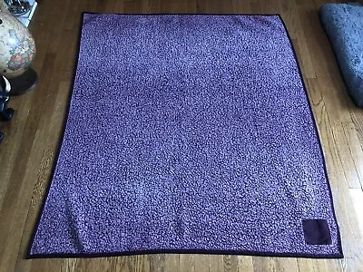 $25 • Buy Victoria’s Secret PINK Blanket