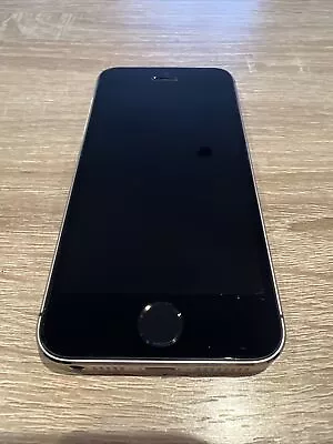 Apple ME435B/A IPhone 5S 32GB  (Unlocked) Smartphone - Space Grey • £25