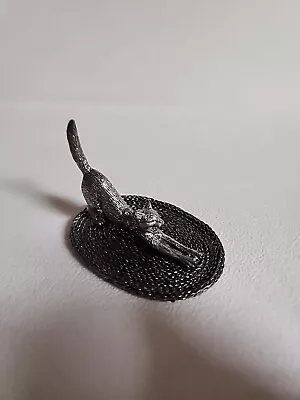 Vintage METZKE 1990 Pewter Stretching Cat On Rug Ring Holder Made In USA • $17.99