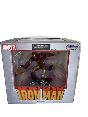 Marvel Gallery Comics Iron Man Figure Mark XV Diorama 9  Statue Diamond Select  • £48.99