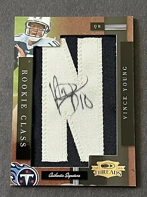 2006 Donruss Playoff Threads #255 Vince Young RC Rookie Class Patch Auto 19/100 • $74.99