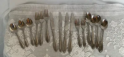 Farberware American Tradition Beaded Edge Flatware 16 Pc Forks Knives Spoons • $53.99