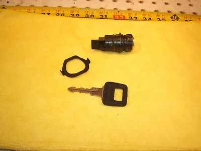 Volvo 1994 740 Wagon Front Dash Glove Box OEM 1 Locks & Working Volvo 1 Key • $91