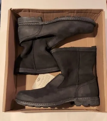 New Ugg Boots Hartsville Size 18 Black Leather & Lamb Fur (model 5626) • $64.99