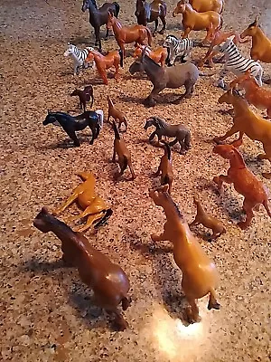 🐴 Miniature Farm Horse Mule Donkey Barn Animals  Lot Of 25 • $6.99