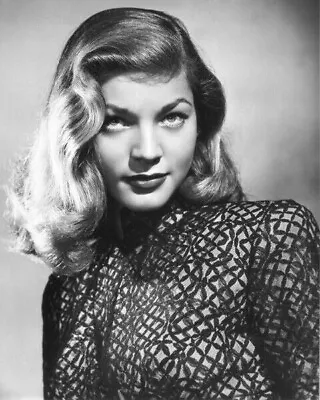 Lauren Bacall Unsigned 10  X 8  Photo - Beautiful American Actress *8196 • £2.50