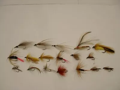 Vintage Preowned Huge Fly Fishing Lures/ DeWitt Box 7 • $19.95