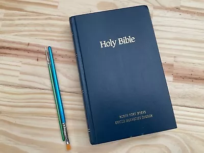 NIV Ministry Bible 1989 Blue Hardcover 1984 • $14.85