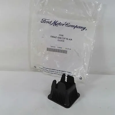 Nos Oem Ford 2003 2004 Mustang 1w4z-54613f16-aa Seat Belt Guide • $19