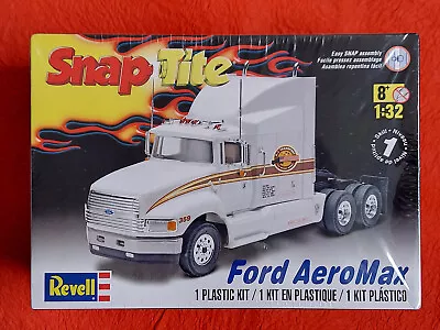 Revell Ford AeroMax Semi Truck Plastic Snap Tite Assemble No Glue Model Kit 1:32 • $28.39