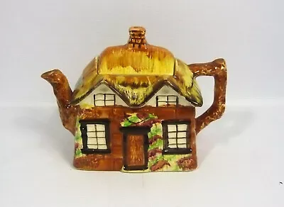 £9 • Buy Vintage 'Ye Olde Cottage' Teapot - Unmarked